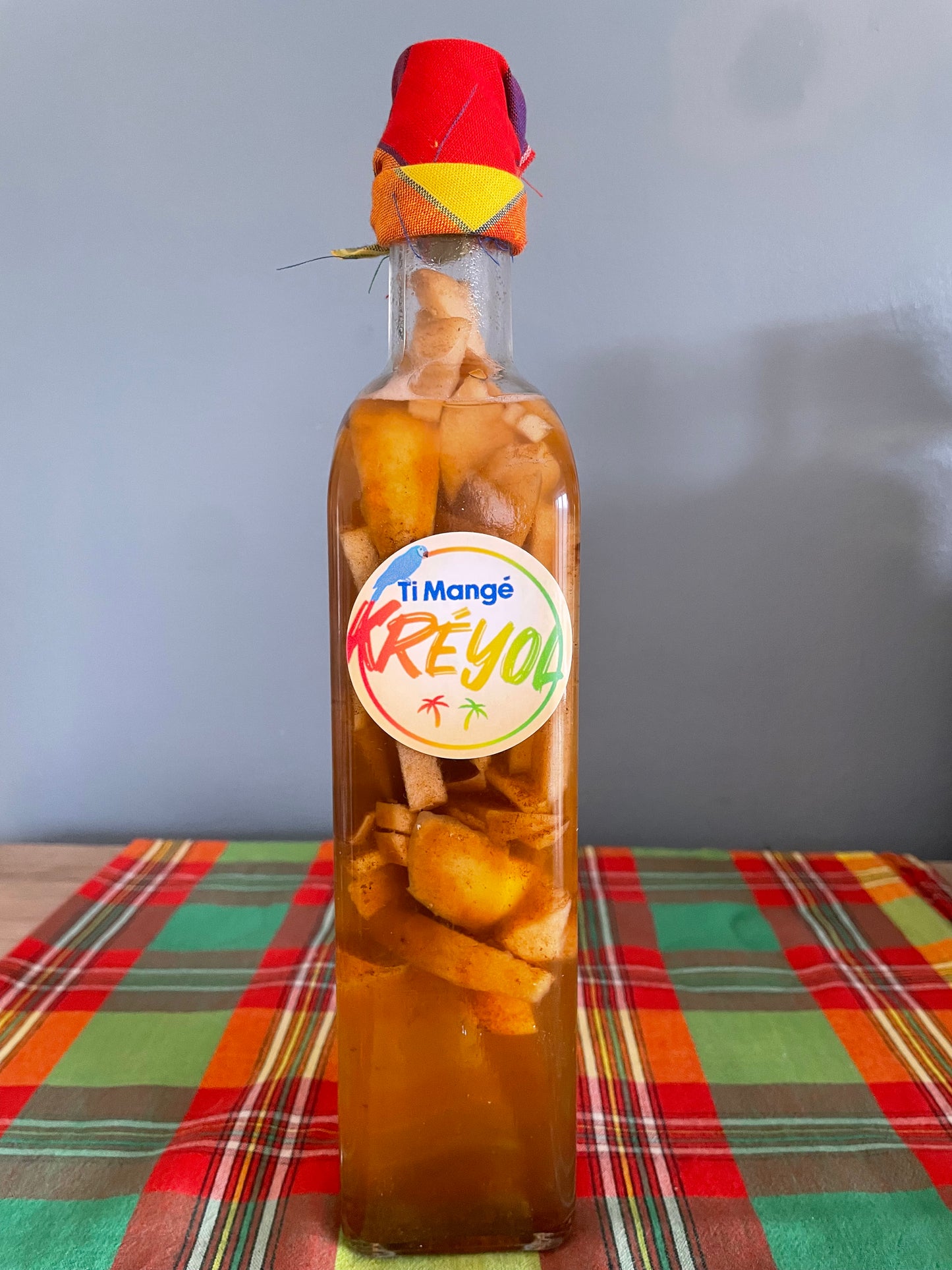 Rhum arrangé pommes /cannelle